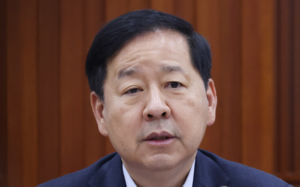 구윤철 "지방에 미래 반도체 생산거점 늘려야"