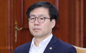 '대미 관세협상 참여' 여한구 경질…사유 미공개