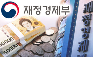 세금 77.6% 내는 소득 상위 10%…혜택은 적어