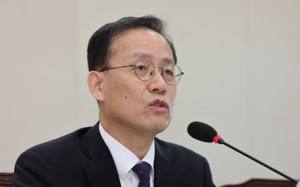 이형일, 내일 경제수장 첫발…취임식 없이 업무 직행