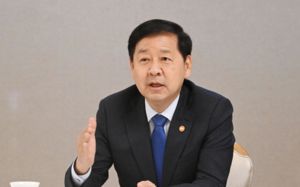 "추석 고속도로 주유소 ℓ당 100원 인하"