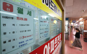 서울 아파트 임대차 절반이 월세…평균 164만원