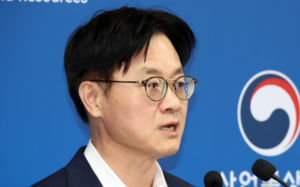2000억弗 대미투자 첫발…301조 관세 변수