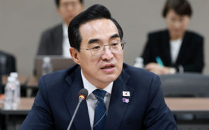 박홍근, 李 골프 논란에 "골든타임 대응 중요"