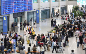 인천공항 곳곳 네트워크 장애…출국장마비