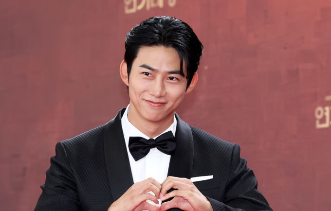 옥택연, 4월 결혼한다 예비 신부는 4살 연하