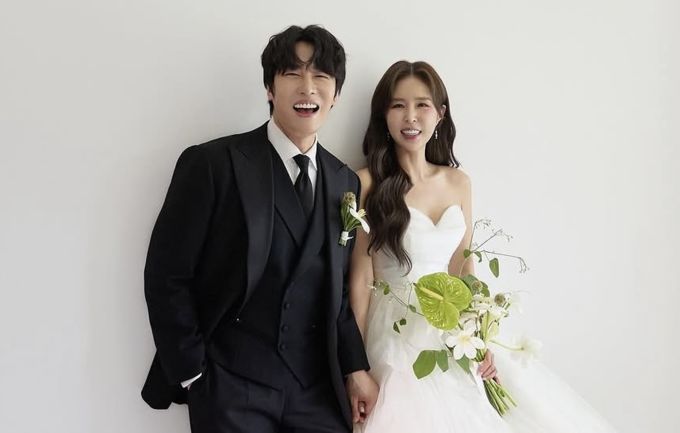 신지, 논란 딛고 오늘 문원과 결혼