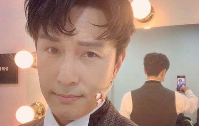 '성매매 합법 주장' 김동완 "이제 SNS 내가 관리 안해"