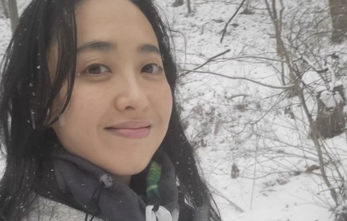 김민정, 활동 중단 근황 설산 등산 인증샷 올려