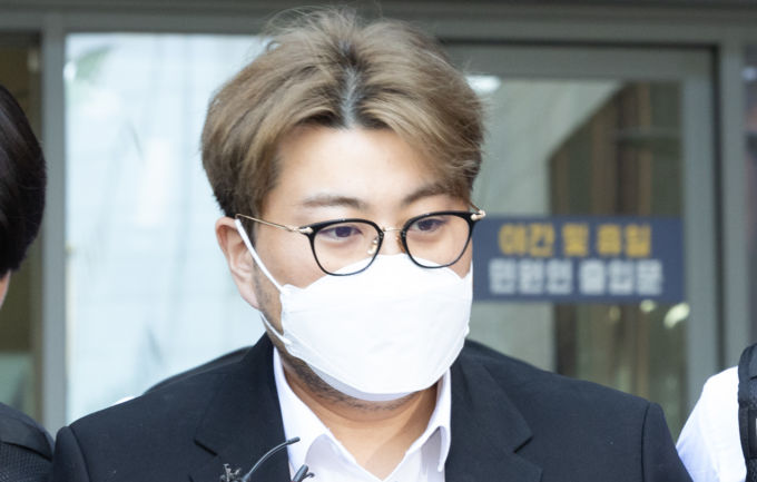 '가석방 출소' 김호중 &nbsp; 활동 재개는 언제?