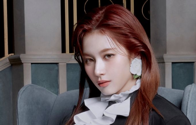 트와이스 사나, 스크린 데뷔 사토 다케루와 로맨스 호흡