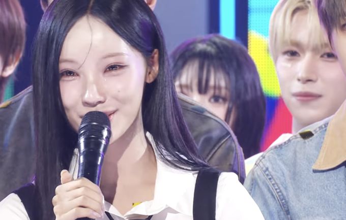지상파 음방도 물들였다 역주행 '러브 어택' 1위