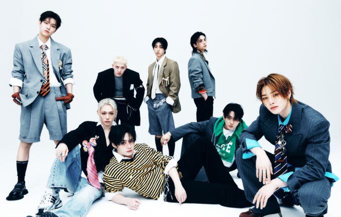 '디스 & 댓' 스트레이 키즈 英 싱글차트 여덟 번째 진입