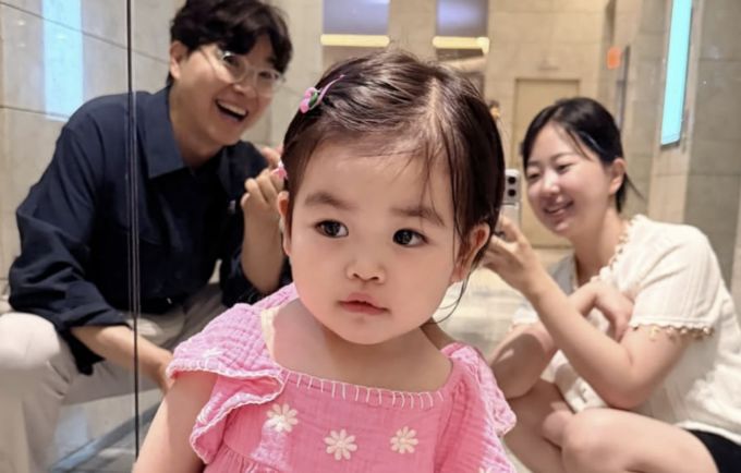 "박수홍 가족, 하차 후 재탑승 비행기 1시간 지연" 주장 확산