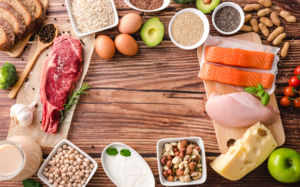 "냉장고에 꼭 챙겨두세요"…질 좋은 고단백 식품 8가지