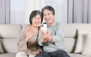 100세 장수 비결은 혈액에…젊은층 닮은 단백질 발견