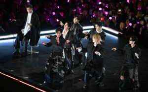 BTS 생중계 재미 본 넷플, 라이브 더 늘린다