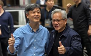 젠슨 황·장병규 '엄지 척'…강남 PC방 회동