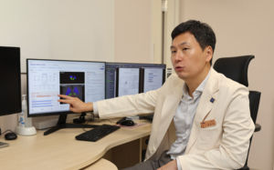 "외출 겁나"…파킨스병 환자 일상 바꾼 AI
