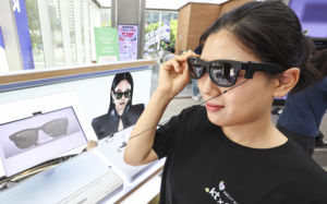 디스플레이 없는 AI 글래스, 메타 94% 독주