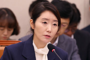 "사정 급박해서 보좌관에 변기 수리 부탁…사려 깊지 못했다"