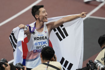 한국 육상 역사 쓴 우상혁…포상금도 '억소리' 나네