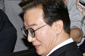 전재수 "2018년 통일교 행사날 고향서 벌초"