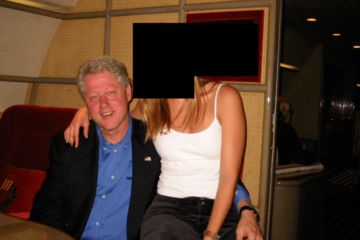 법무부 공개 자료에 클린턴 사진 여러 장 포함