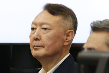 이제 법원의 시간…내달 윤석열·김건희 1심 첫 선고