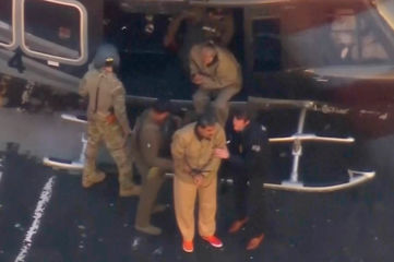 "마두로 부부, 델타포스 들이닥칠 때 도주하다가 부딪혀서 다쳐"