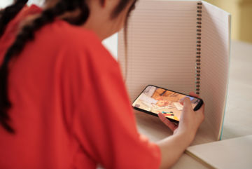 세계는 청소년 SNS 금지…'게임 셧다운 트라우마' 갇힌 韓