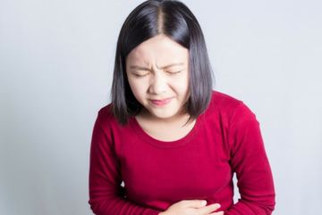 명절 과식했더니 속 '더부룩'…증상에 맞는 소화제는?