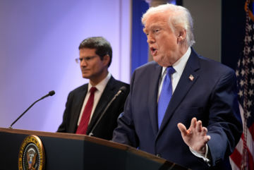 "트럼프, 6개 분야 '안보관세' 검토"…中 "공급망 차질 가중"