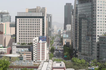 재계 "글로벌 경쟁 심화하는데…규제 완화는 언제쯤"