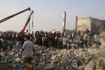 AI 맹신이 만든 살생부…'175명 사망' 이란 학교 오폭이 던진 경고