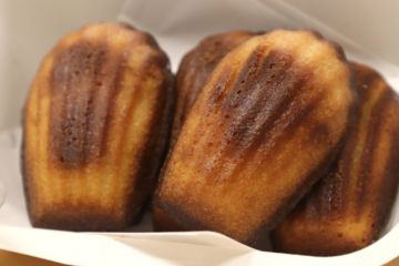 두쫀쿠 식자 버터떡 열풍…"한 개 먹으면 밥 한 공기"