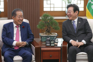 李-홍준표 비공개 회동…靑 "통합행보 일환"