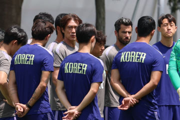 홍명보호, 가족과 숨고르기…남아공은 실내 훈련