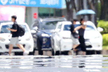 전국 대부분 지역에 폭염특보…낮 최고 37도