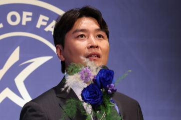 이동국, '임시 감독 지원' 포옛 사단 코치진 합류