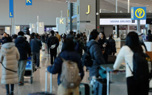 유류할증료 급등…이달 항공권 수요 몰린다