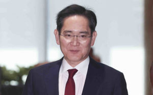 이재용, CDF 참석차 베이징행…글로벌 교류