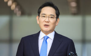 고개숙인 이재용…"파장 우려 속 직접 나서"
