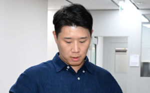 삼성전자 '최후 담판' 예상시한 지나…협상 중