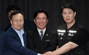 파업 직전 극적 합의…삼성 노사, 한 발씩 양보