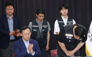 삼전 초기업노조 "DS·DX 분리, 교섭 도입"
