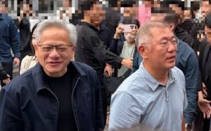젠슨 황·정의선, 냉면 회동…AI 동맹 재확인