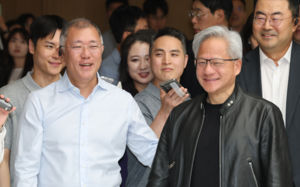 정의선 "젠슨 황에 새만금 AI센터 참여 제안"