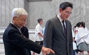 이재용 삼성전자 회장, 또 바티칸 찾았다