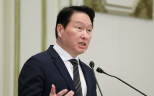 최태원, 10일 SK하닉 나스닥 상장 '오프닝벨'